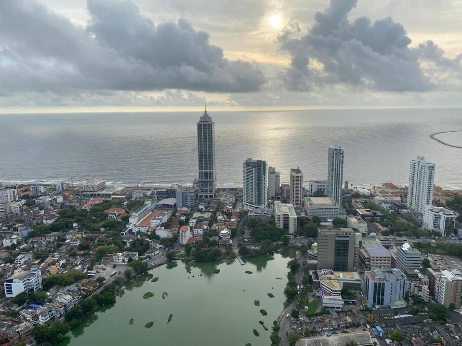 Апартаменты Altair Colombo - View, Location, Ultra Luxury! Экстерьер фото