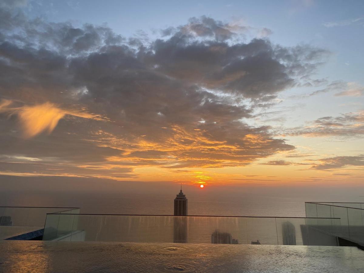 Апартаменты Altair Colombo - View, Location, Ultra Luxury! Экстерьер фото