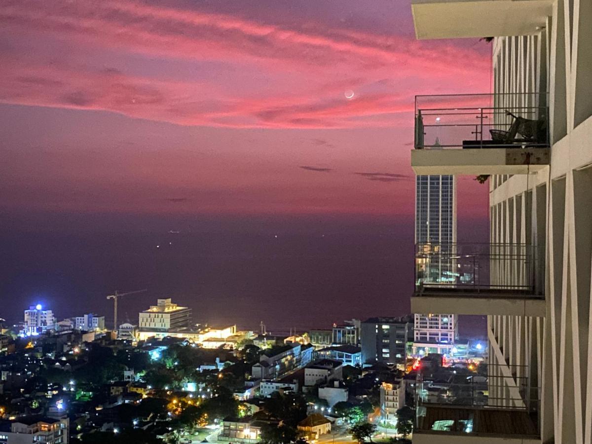 Апартаменты Altair Colombo - View, Location, Ultra Luxury! Экстерьер фото